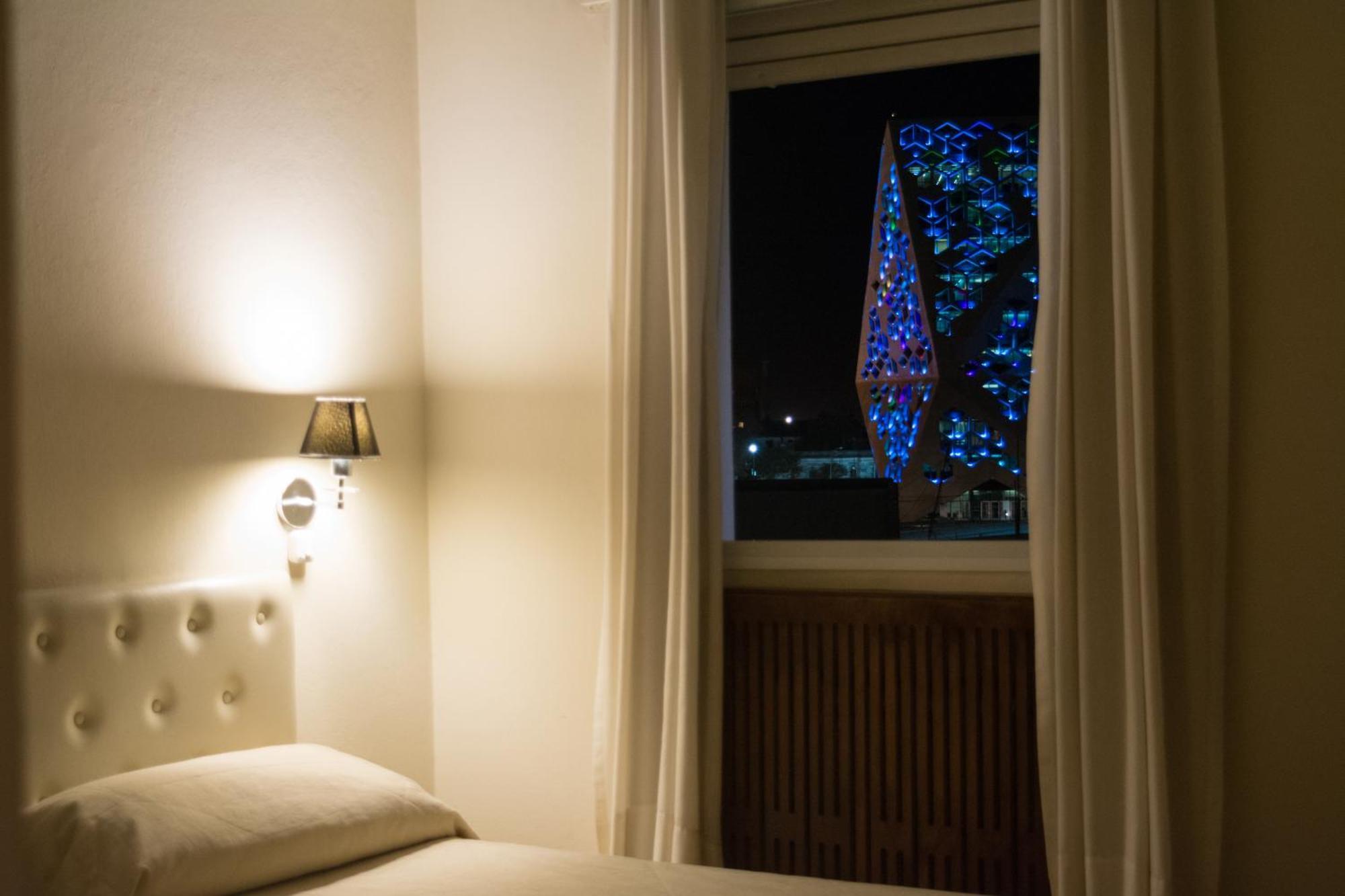Hotel Vina De Italia Кордова Экстерьер фото