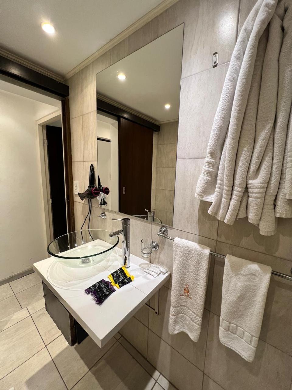 Hotel Vina De Italia Кордова Экстерьер фото