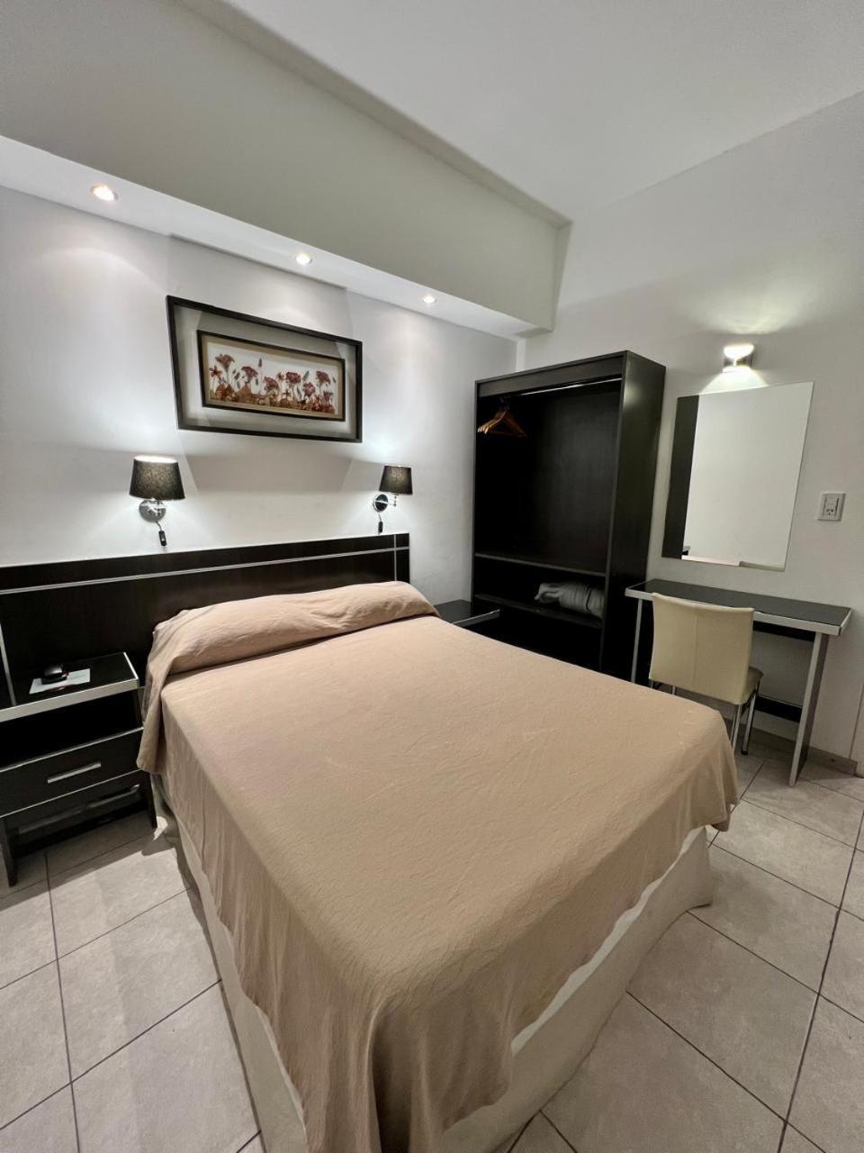 Hotel Vina De Italia Кордова Экстерьер фото