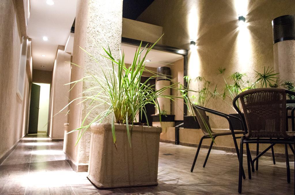 Hotel Vina De Italia Кордова Экстерьер фото
