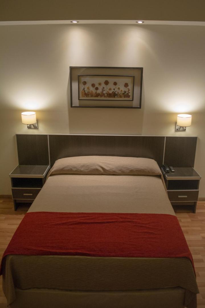 Hotel Vina De Italia Кордова Экстерьер фото